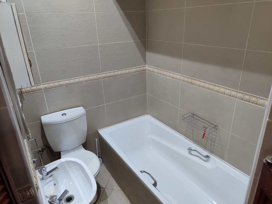 4 Bedroom Property for Sale in Songloed North West